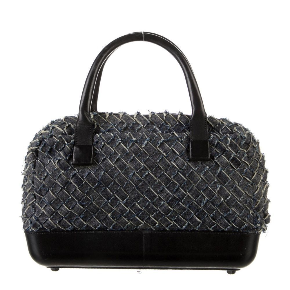 BOTEGA VENETTA Handle Bag.
